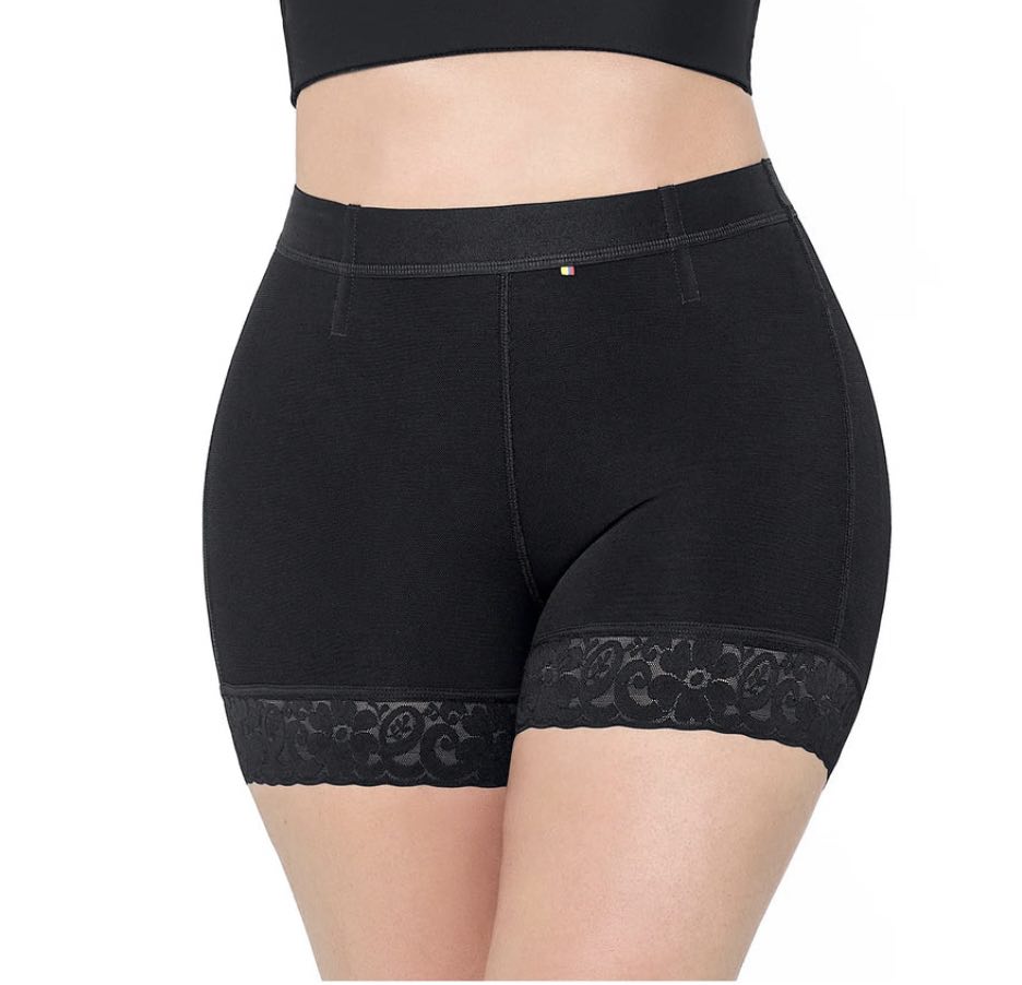 Short Levanta Cola ( Short RUBI )